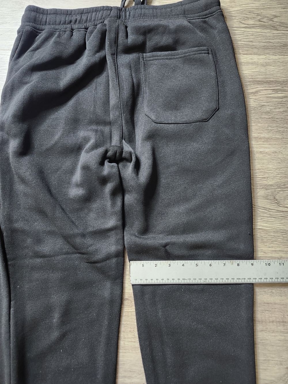 Victorious Men's Black Hooded Sweatshirt & Jogger Set with Red and White - Picture 10 of 11